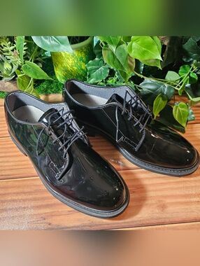 Bates High Gloss Mens 8.5 Vibram Sole Dress Shoe